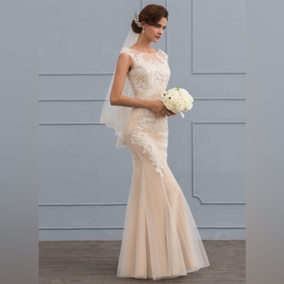 NWT JJ’s House Trumpet/Mermaid Scoop Floor Length Tulle Lace Wedding Dress Sz 8 - Picture 1 of 16